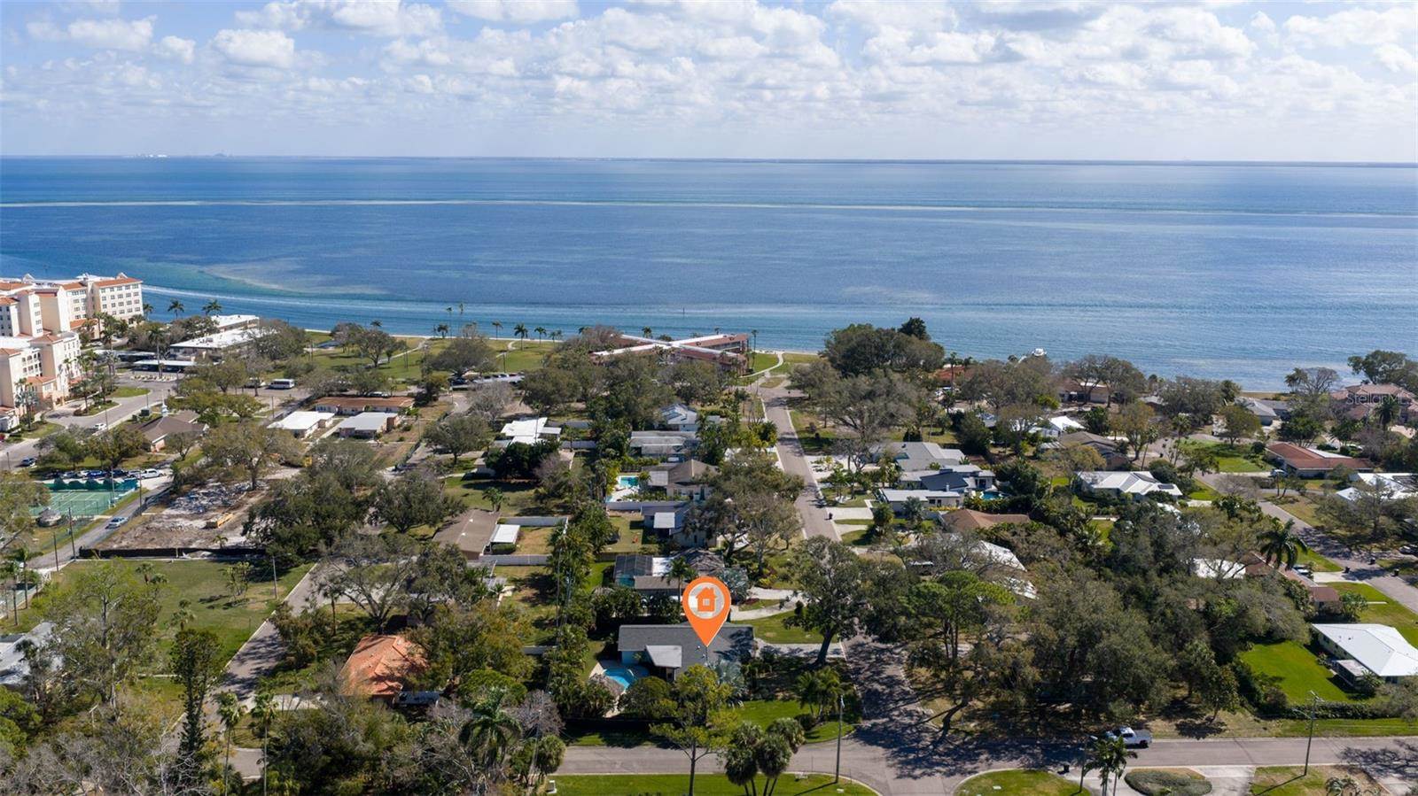 153 58TH Avenue South, Saint Petersburg, FL 33705