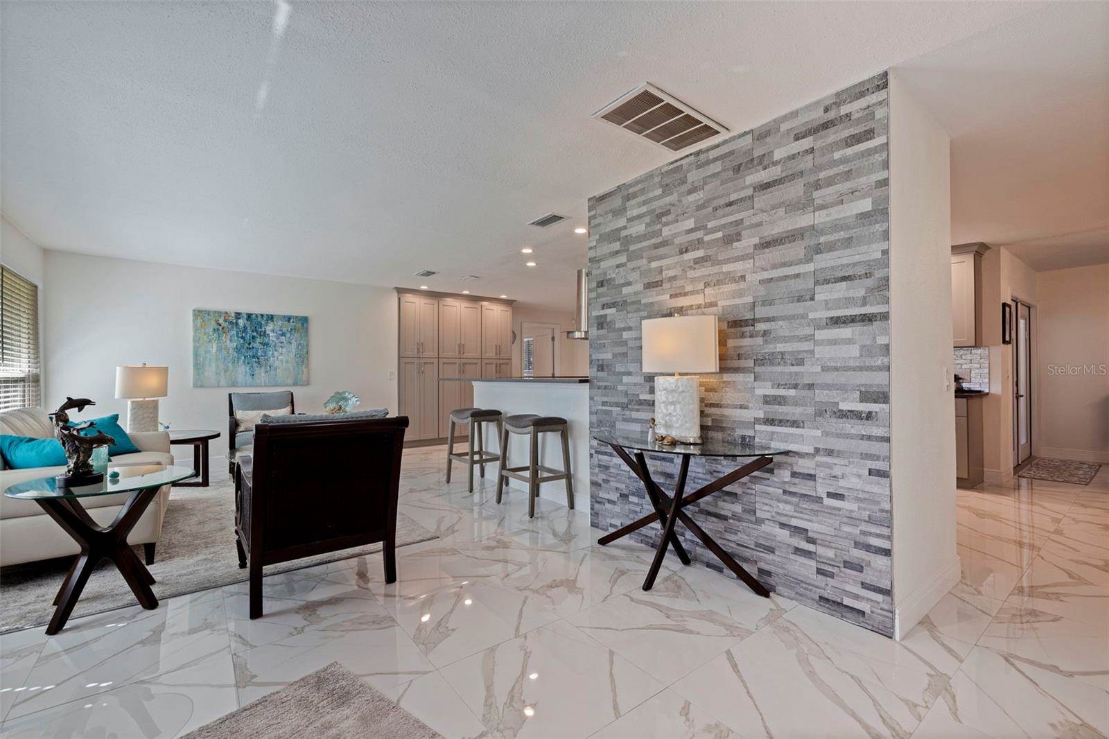 153 58TH Avenue South, Saint Petersburg, FL 33705