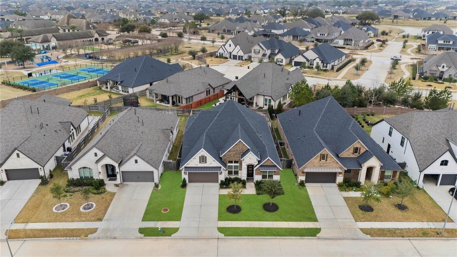 19039 Dappled Mare Circle, Tomball, TX 77377