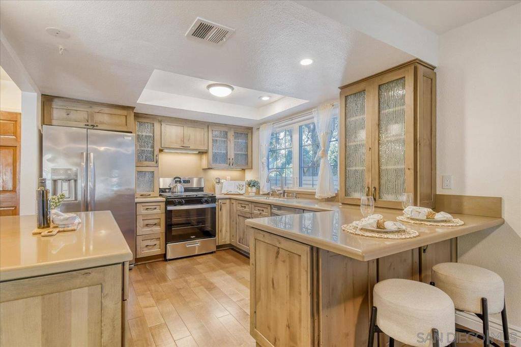 3504 Woodland Way, Carlsbad, CA 92008