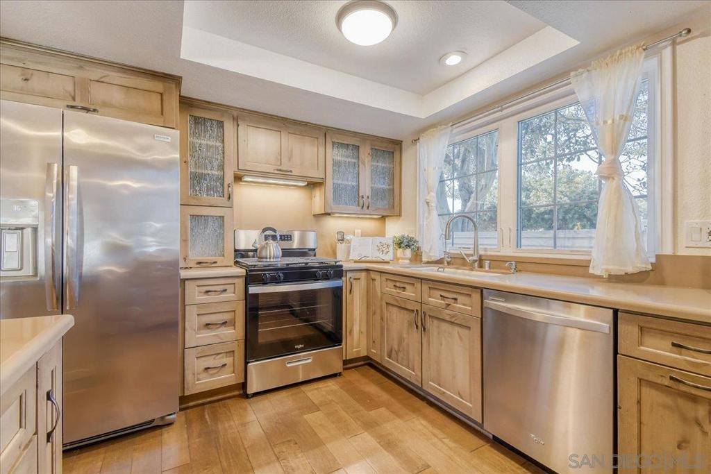 3504 Woodland Way, Carlsbad, CA 92008