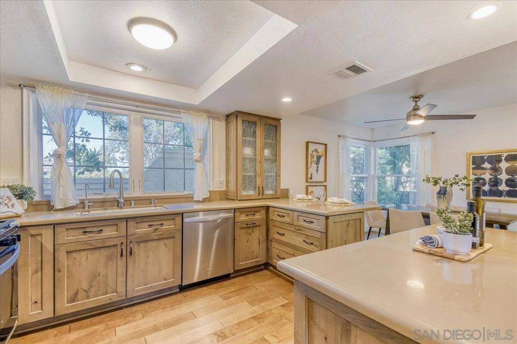 3504 Woodland Way, Carlsbad, CA 92008