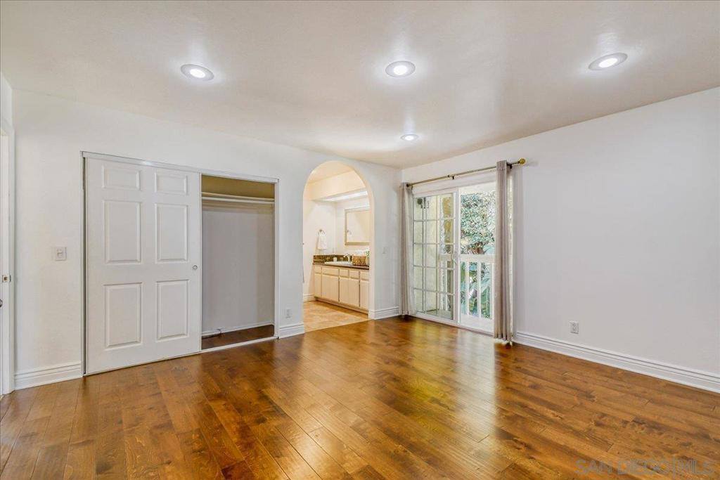 3504 Woodland Way, Carlsbad, CA 92008