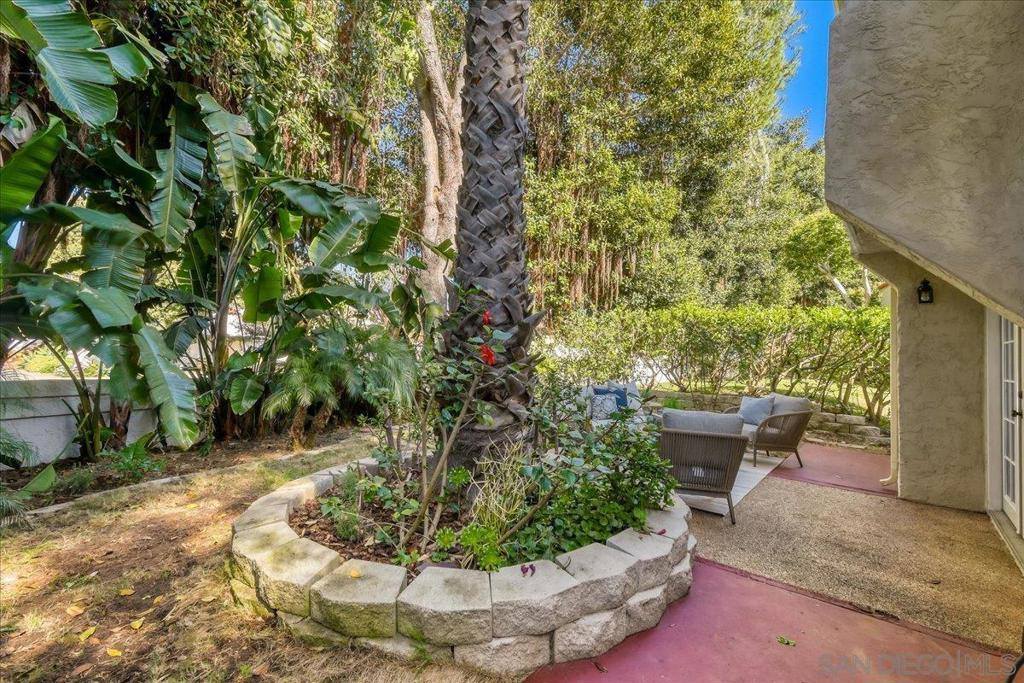 3504 Woodland Way, Carlsbad, CA 92008