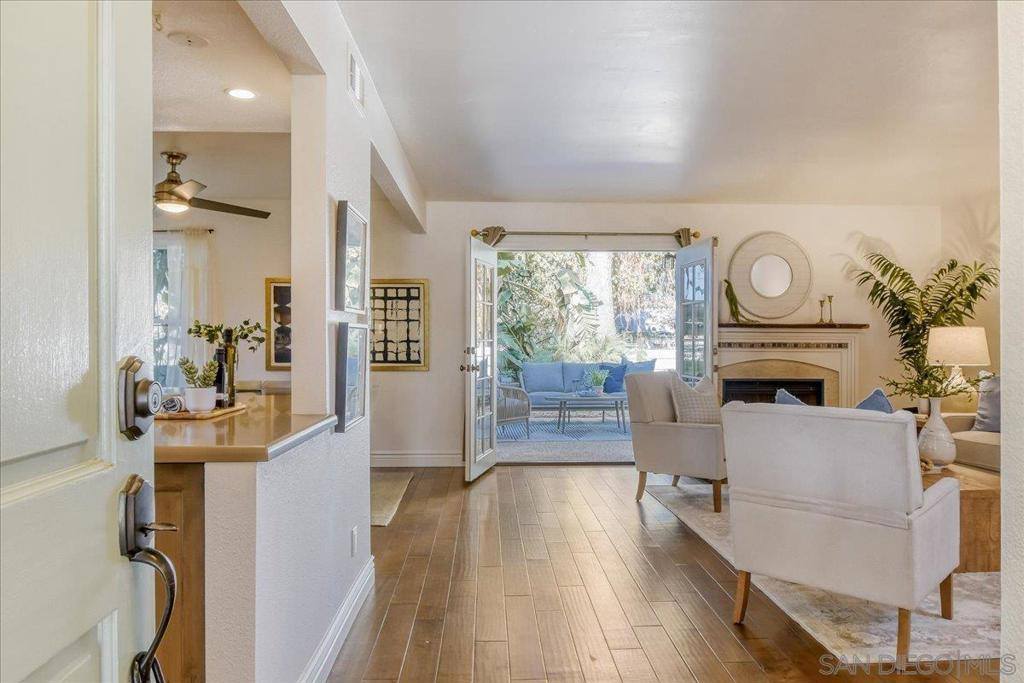 3504 Woodland Way, Carlsbad, CA 92008