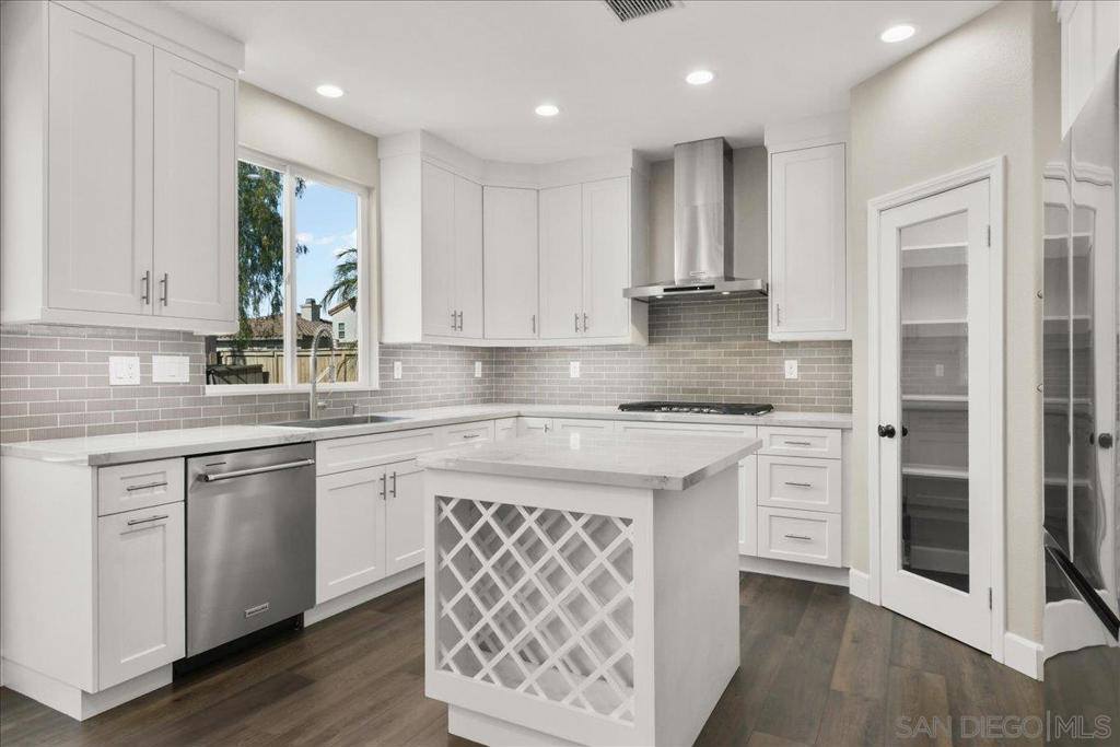 1414 Blackstone Ave, Chula Vista, CA 91915