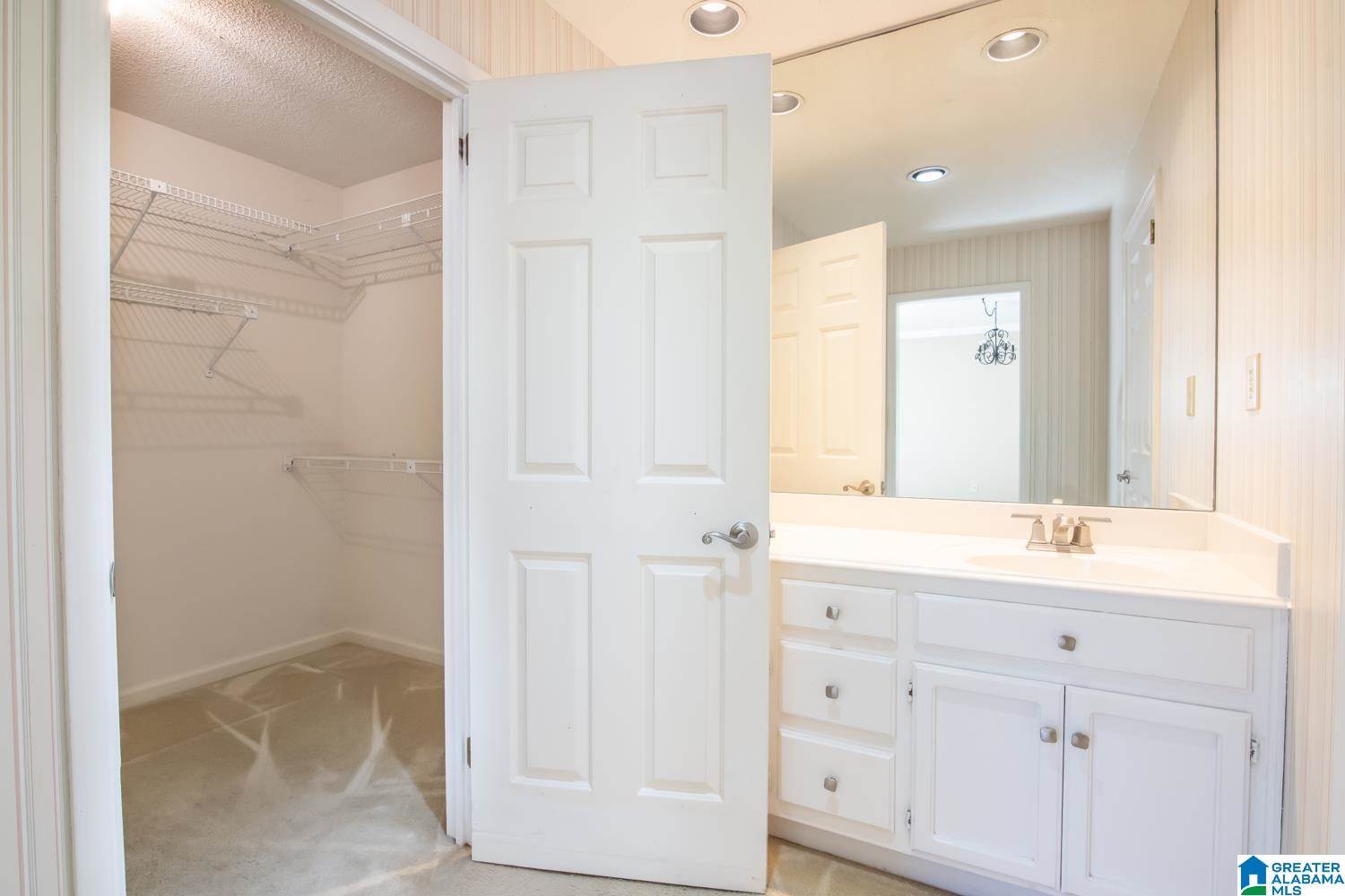 4049 Cross Grove Circle, Birmingham, AL 35242