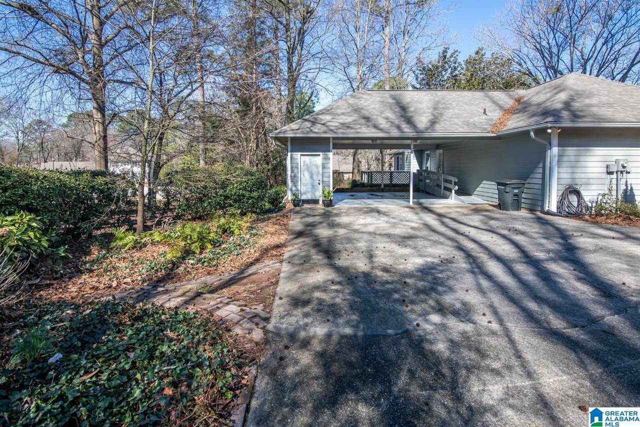 4049 Cross Grove Circle, Birmingham, AL 35242