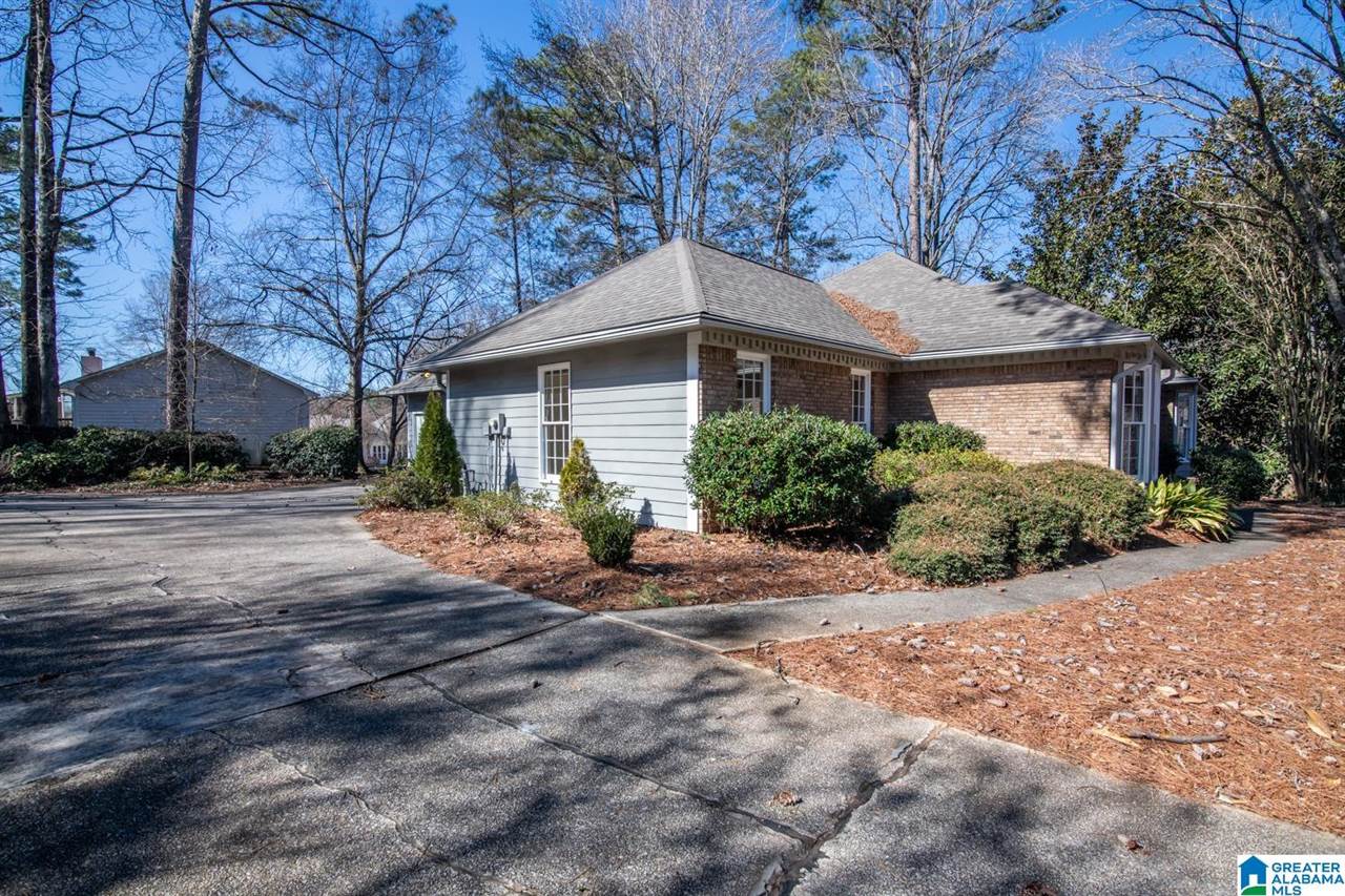 4049 Cross Grove Circle, Birmingham, AL 35242