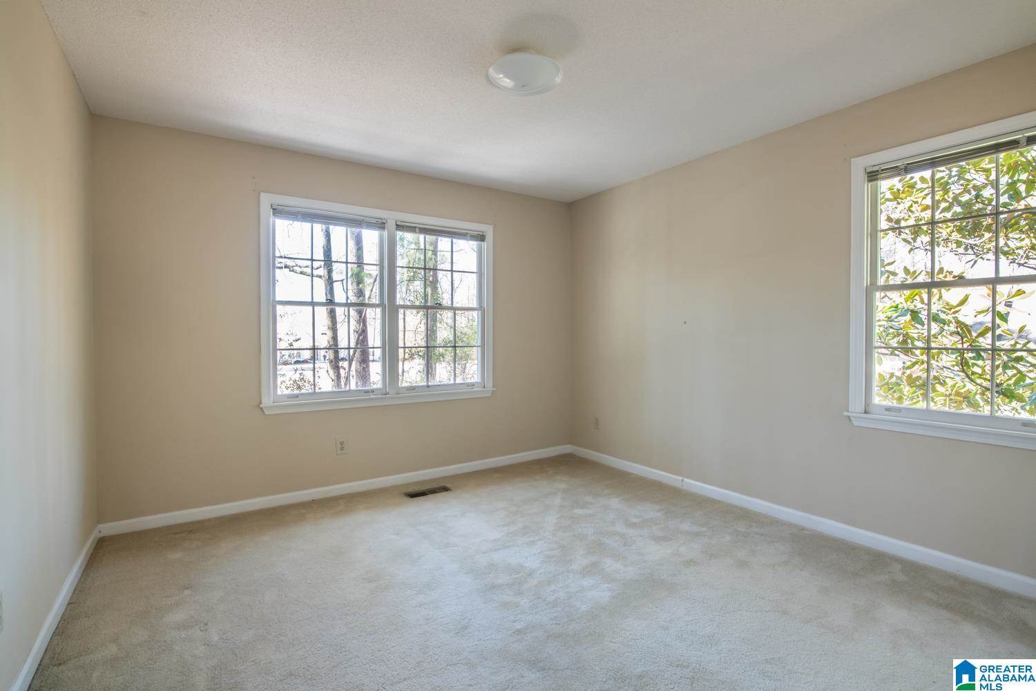 4049 Cross Grove Circle, Birmingham, AL 35242