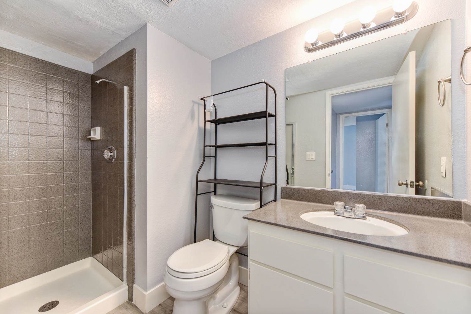 7975 Arcade Lake Lane, Citrus Heights, CA 95610