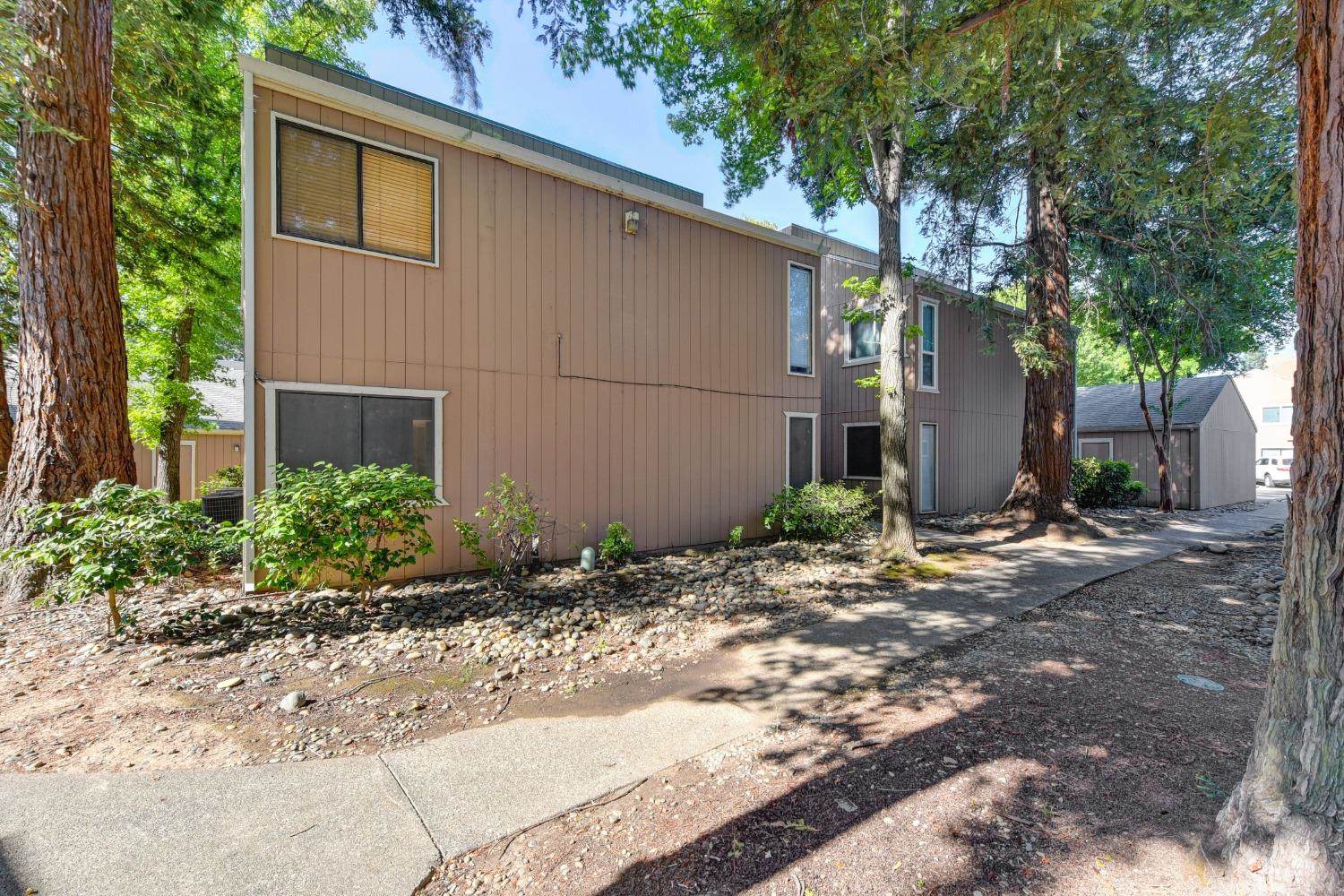 7975 Arcade Lake Lane, Citrus Heights, CA 95610