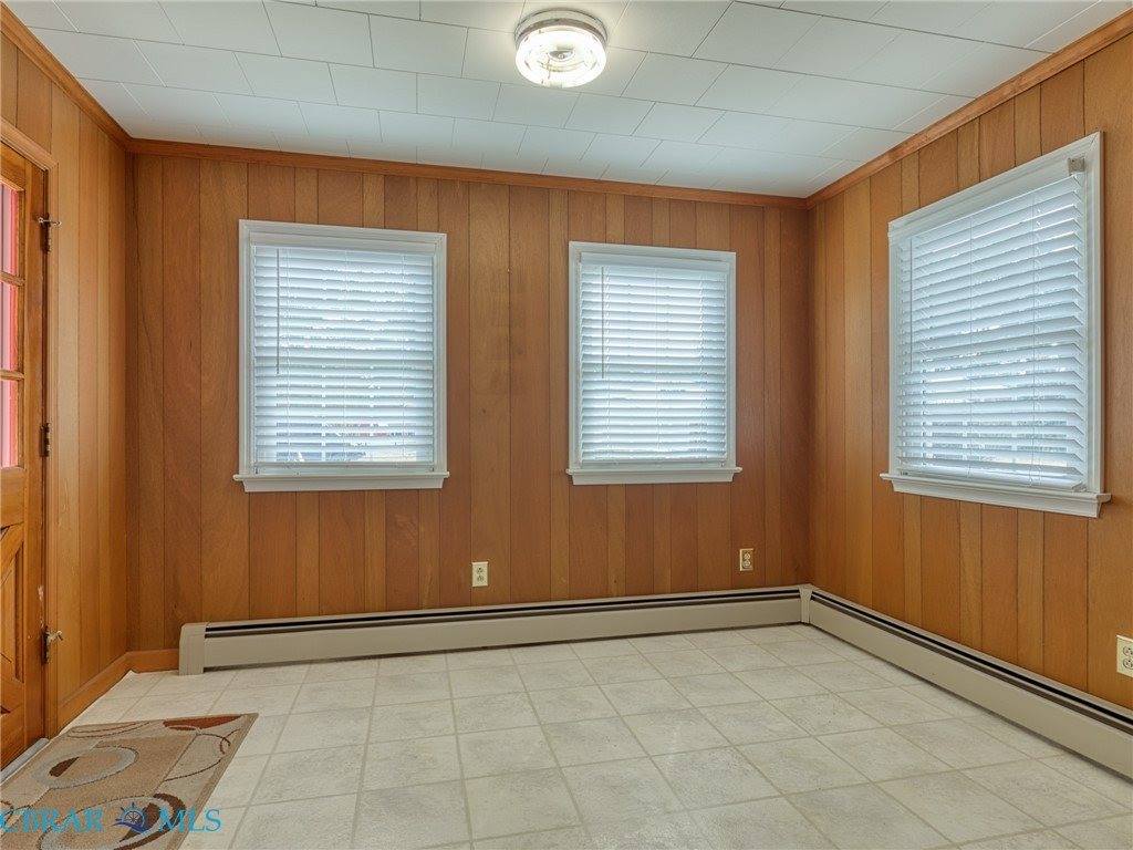 8407 Oyster Cove Road, Hayes, VA 23072