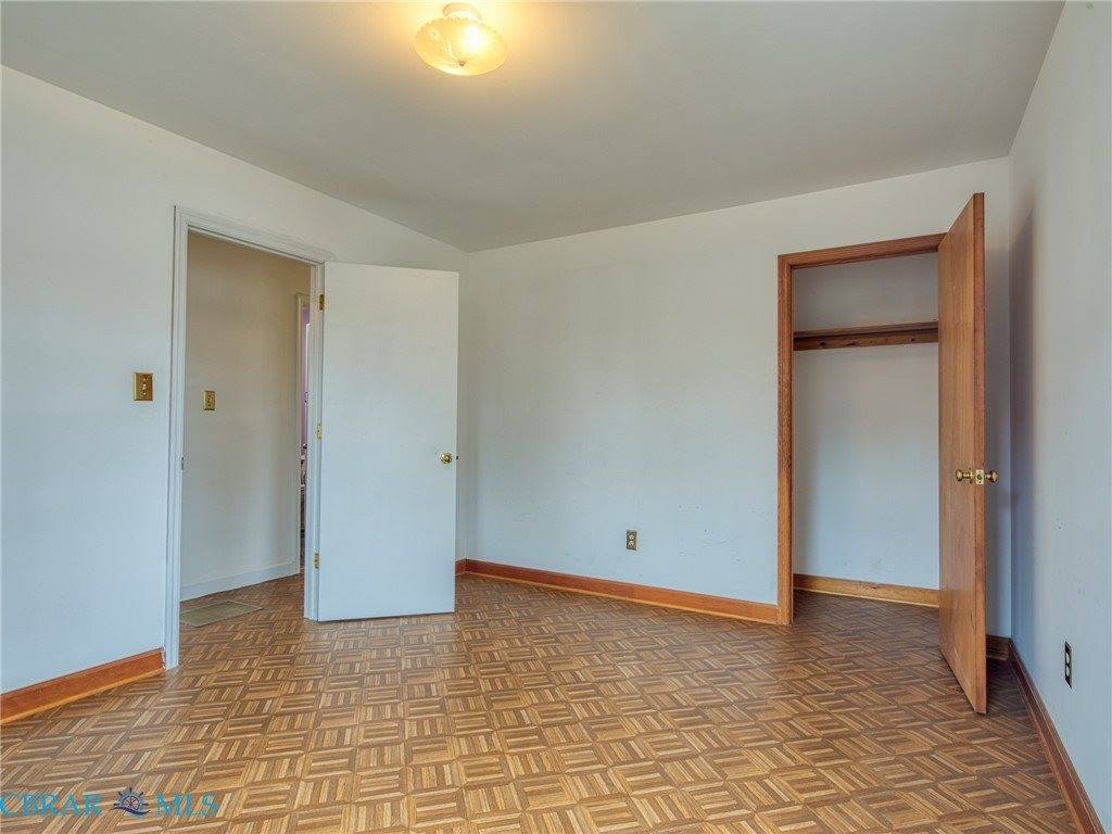 8407 Oyster Cove Road, Hayes, VA 23072