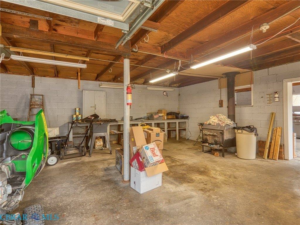 8407 Oyster Cove Road, Hayes, VA 23072