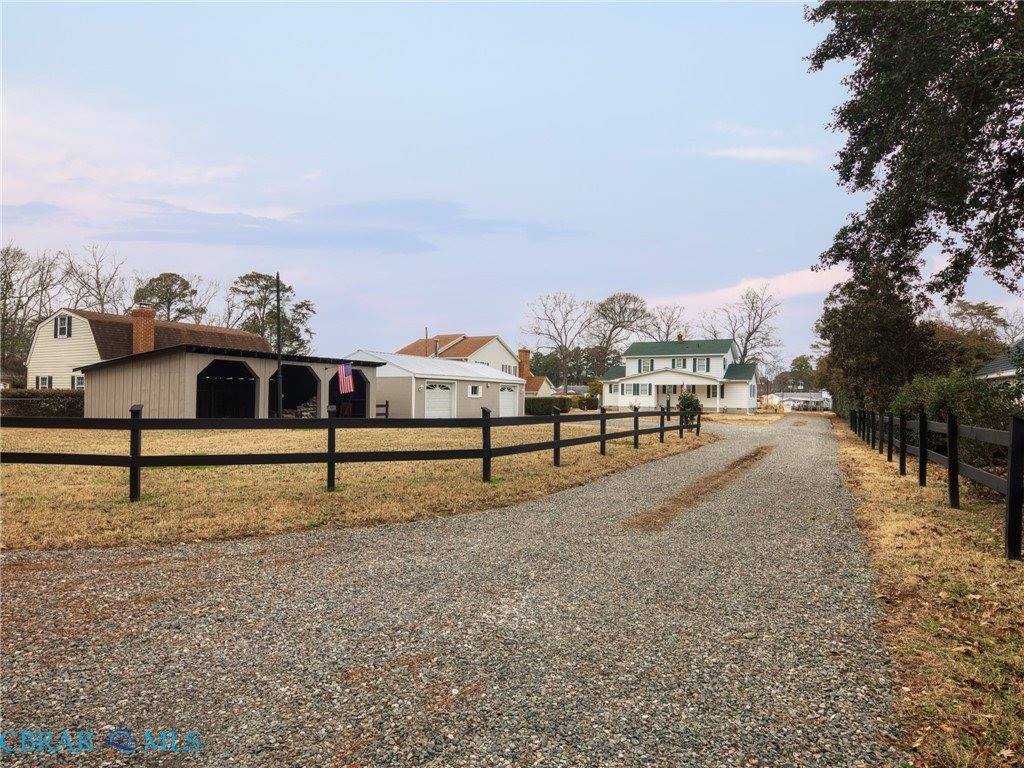 8407 Oyster Cove Road, Hayes, VA 23072
