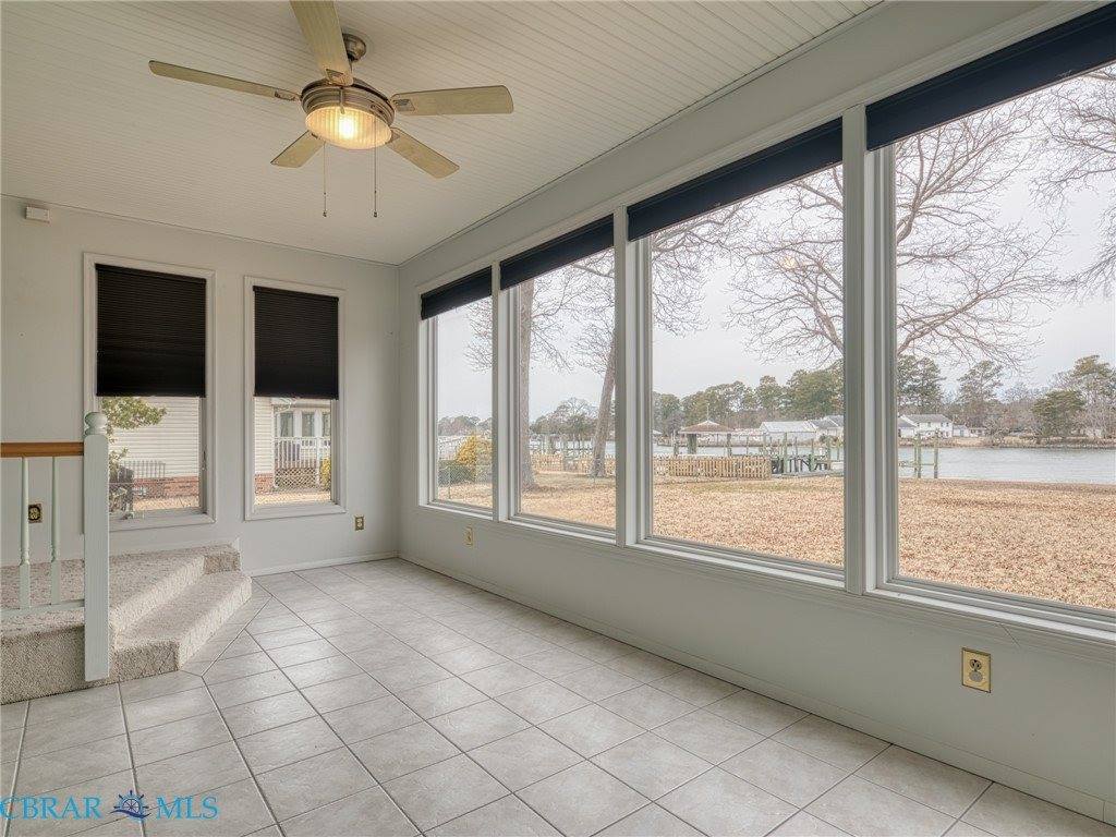 8407 Oyster Cove Road, Hayes, VA 23072