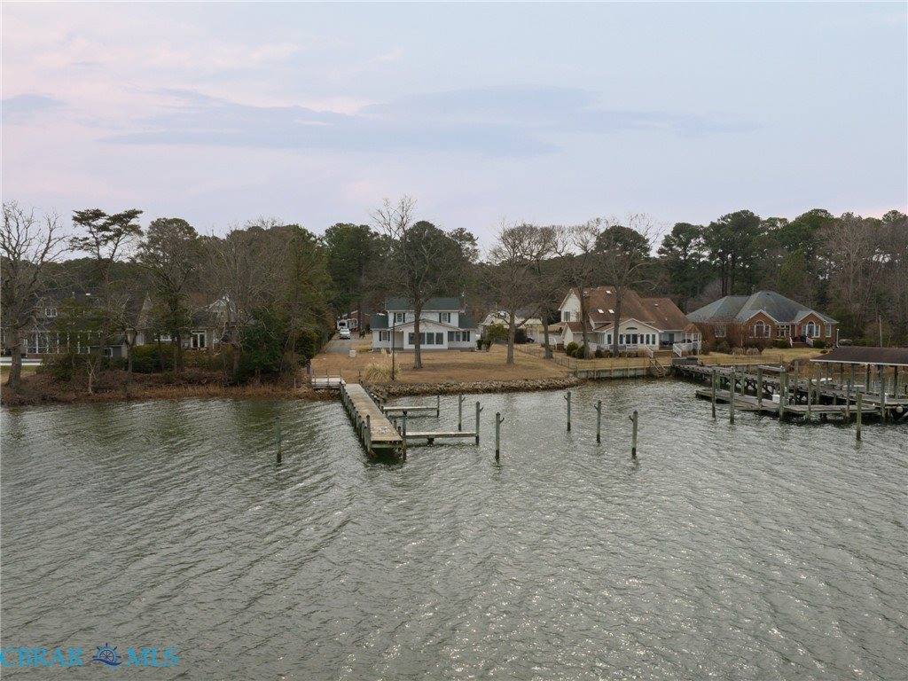 8407 Oyster Cove Road, Hayes, VA 23072