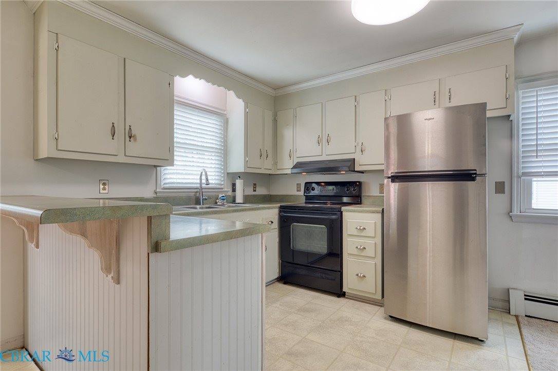 8407 Oyster Cove Road, Hayes, VA 23072