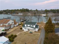 8407 Oyster Cove Road, Hayes, VA 23072