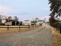 8407 Oyster Cove Road, Hayes, VA 23072