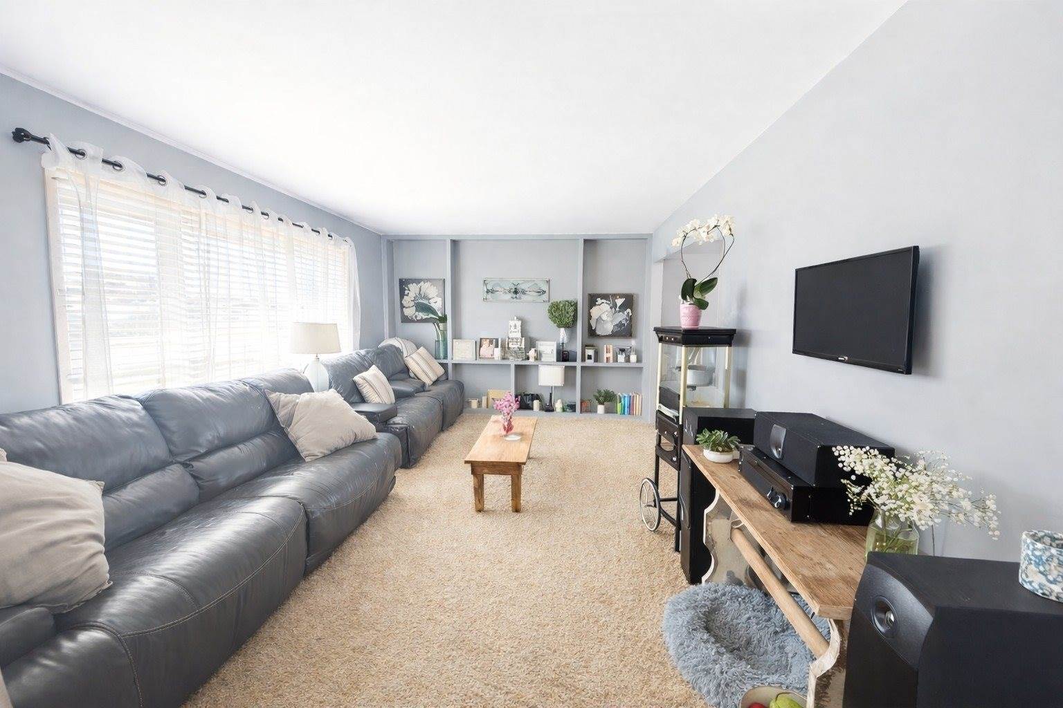 900 14TH Place, Camanche, IA 52730