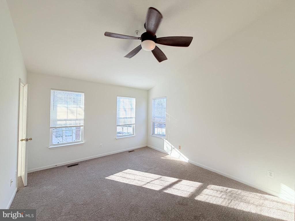 112 Rabbit Chase Drive, Laurel, MD 20724