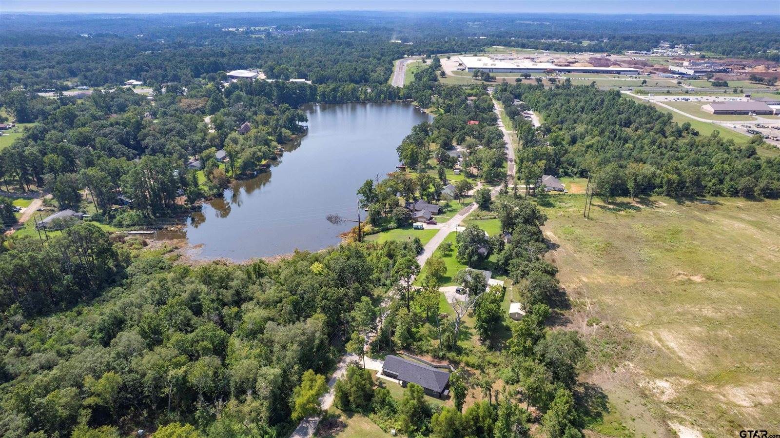 9710 W Lakeshore Dr, Tyler, TX 75709