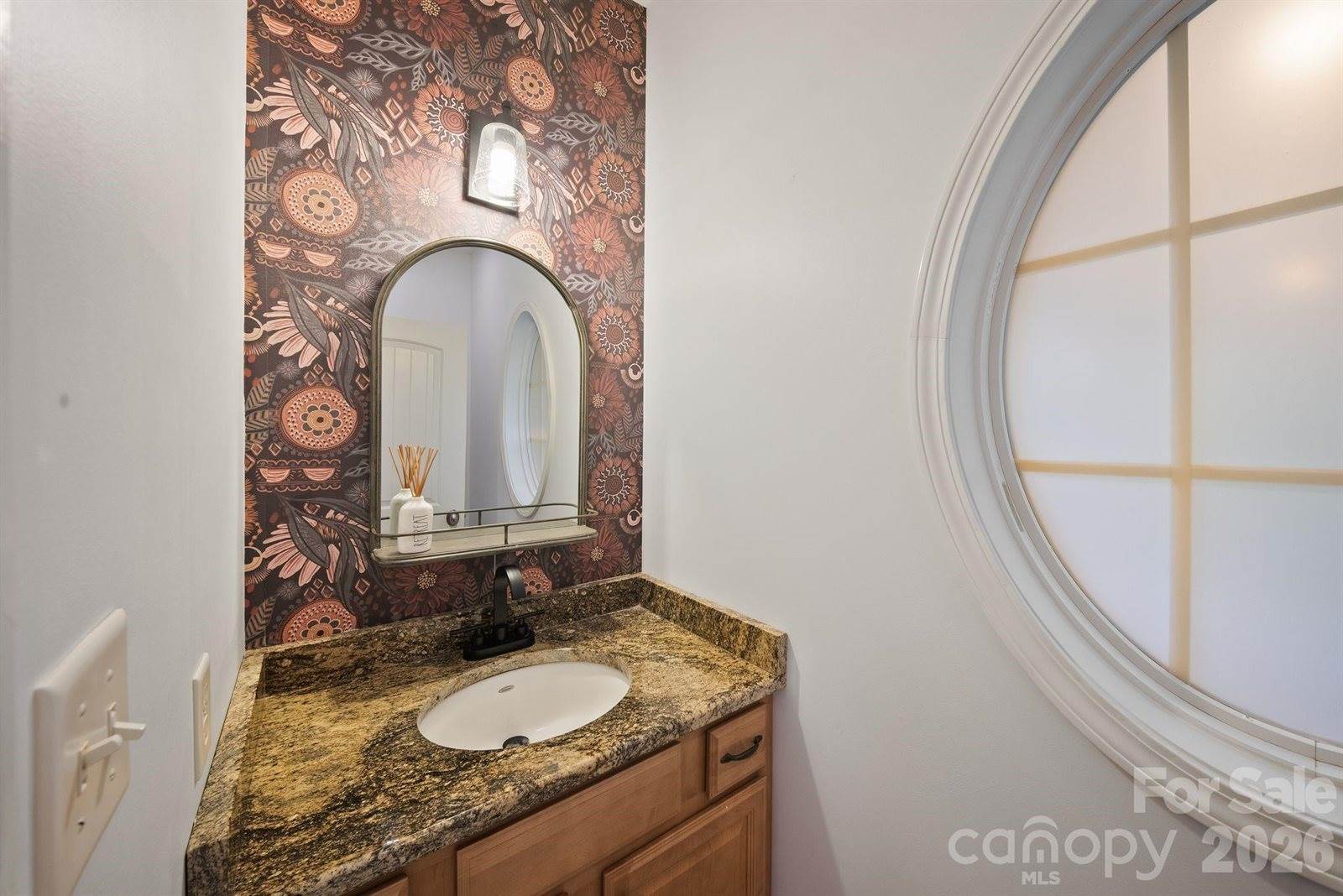 21 Hope Road, Weaverville, NC 28787