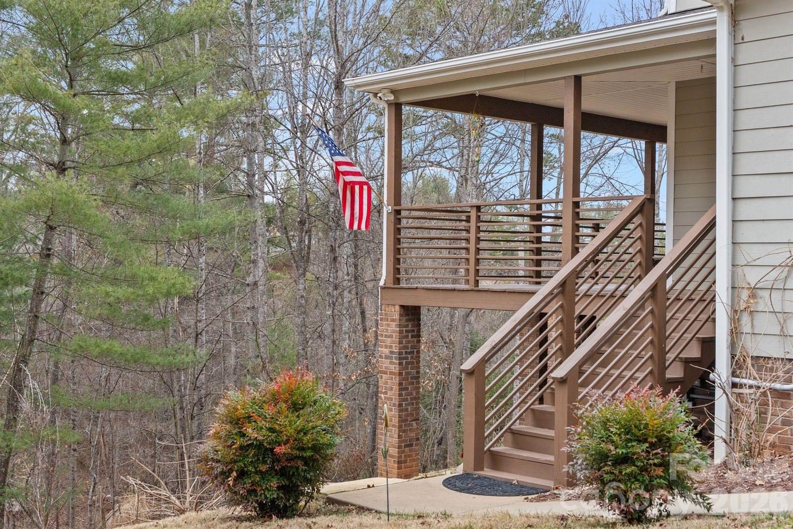 21 Hope Road, Weaverville, NC 28787