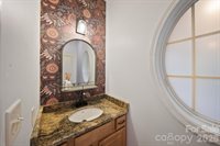 21 Hope Road, Weaverville, NC 28787