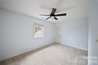 21 Hope Road, Weaverville, NC 28787