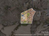 21 Hope Road, Weaverville, NC 28787