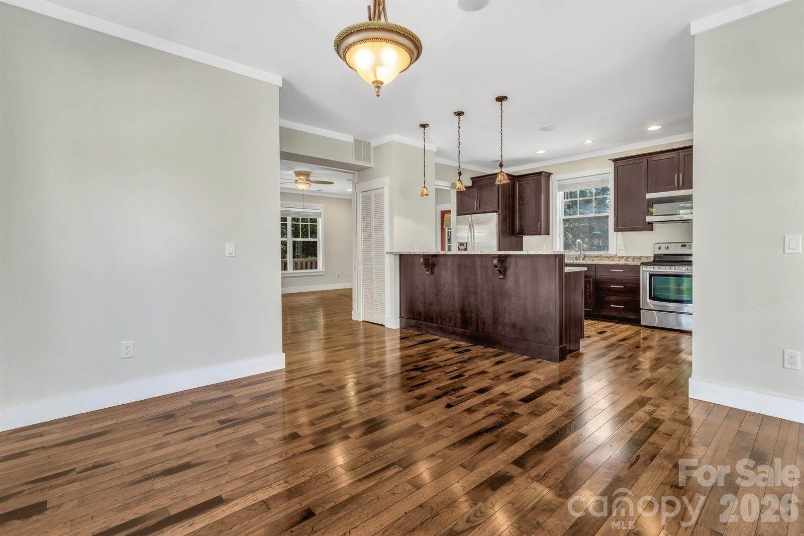 116 Unaka Avenue, Asheville, NC 28803