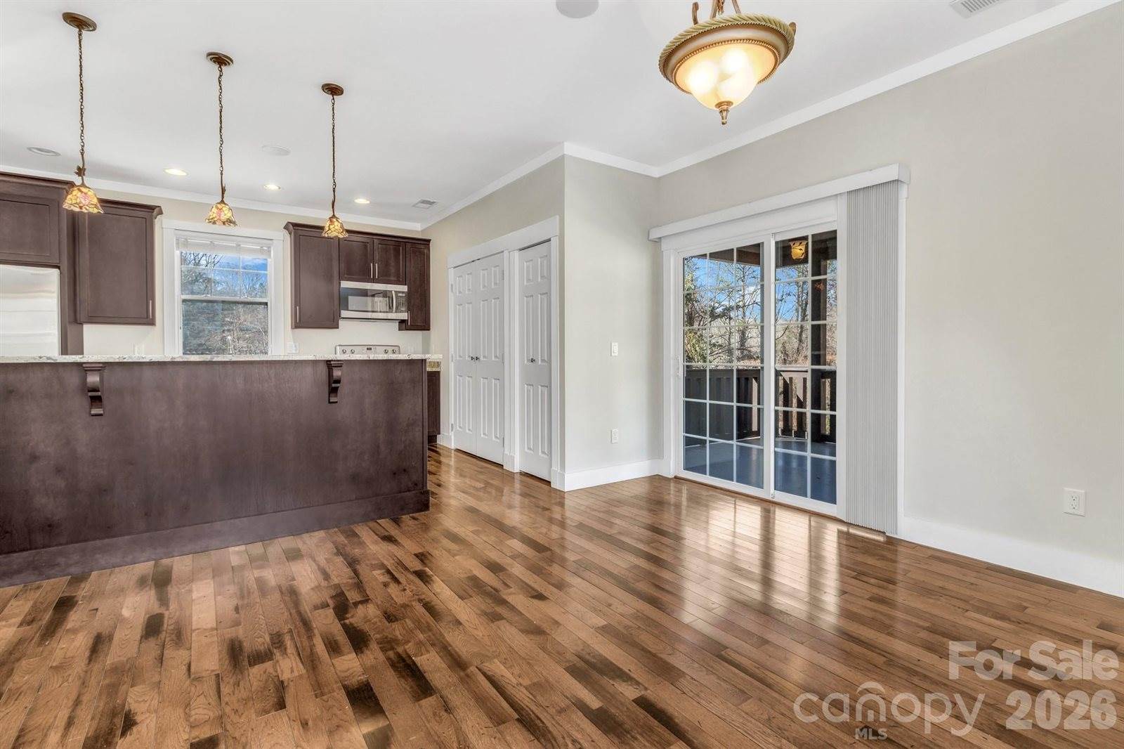 116 Unaka Avenue, Asheville, NC 28803