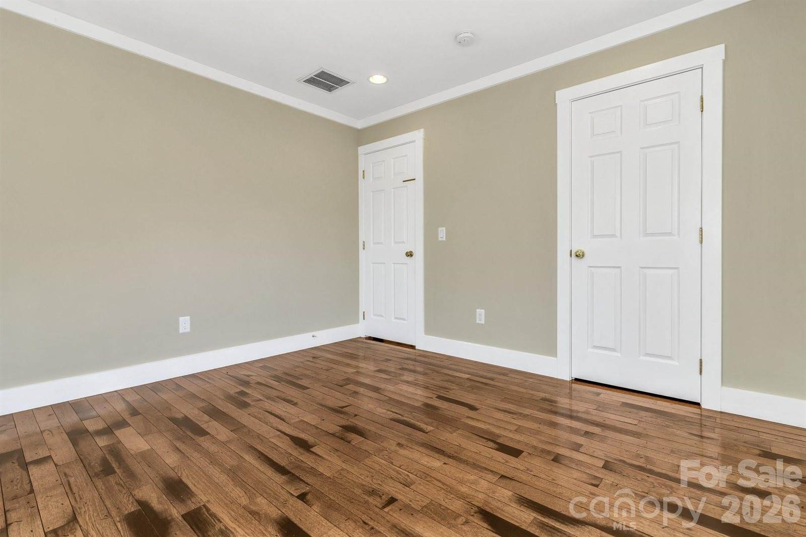 116 Unaka Avenue, Asheville, NC 28803