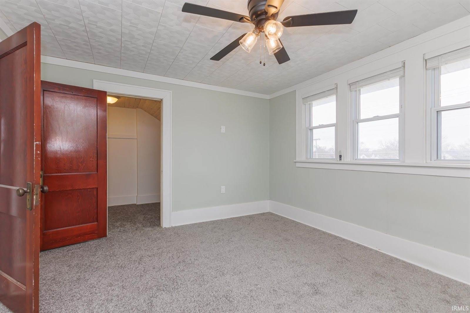 120 N Center Street, Eaton, IN 47338