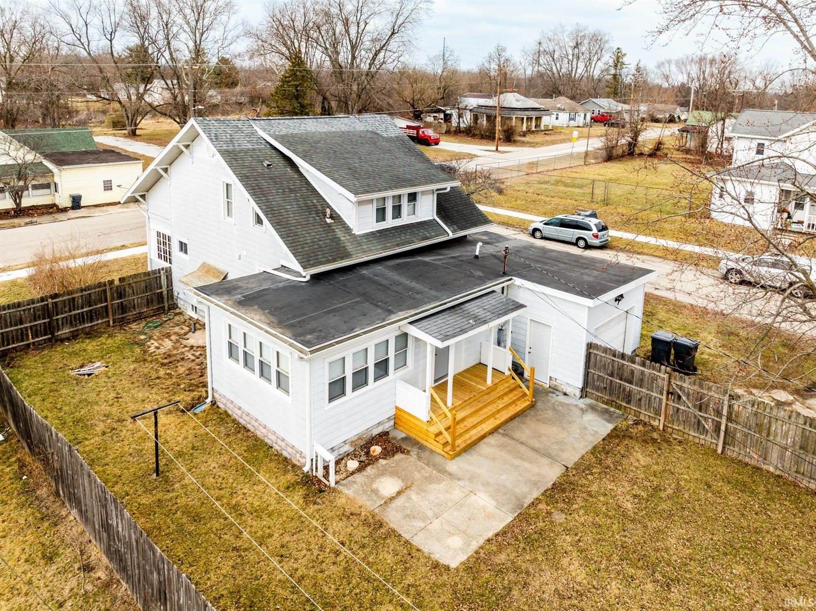 120 N Center Street, Eaton, IN 47338