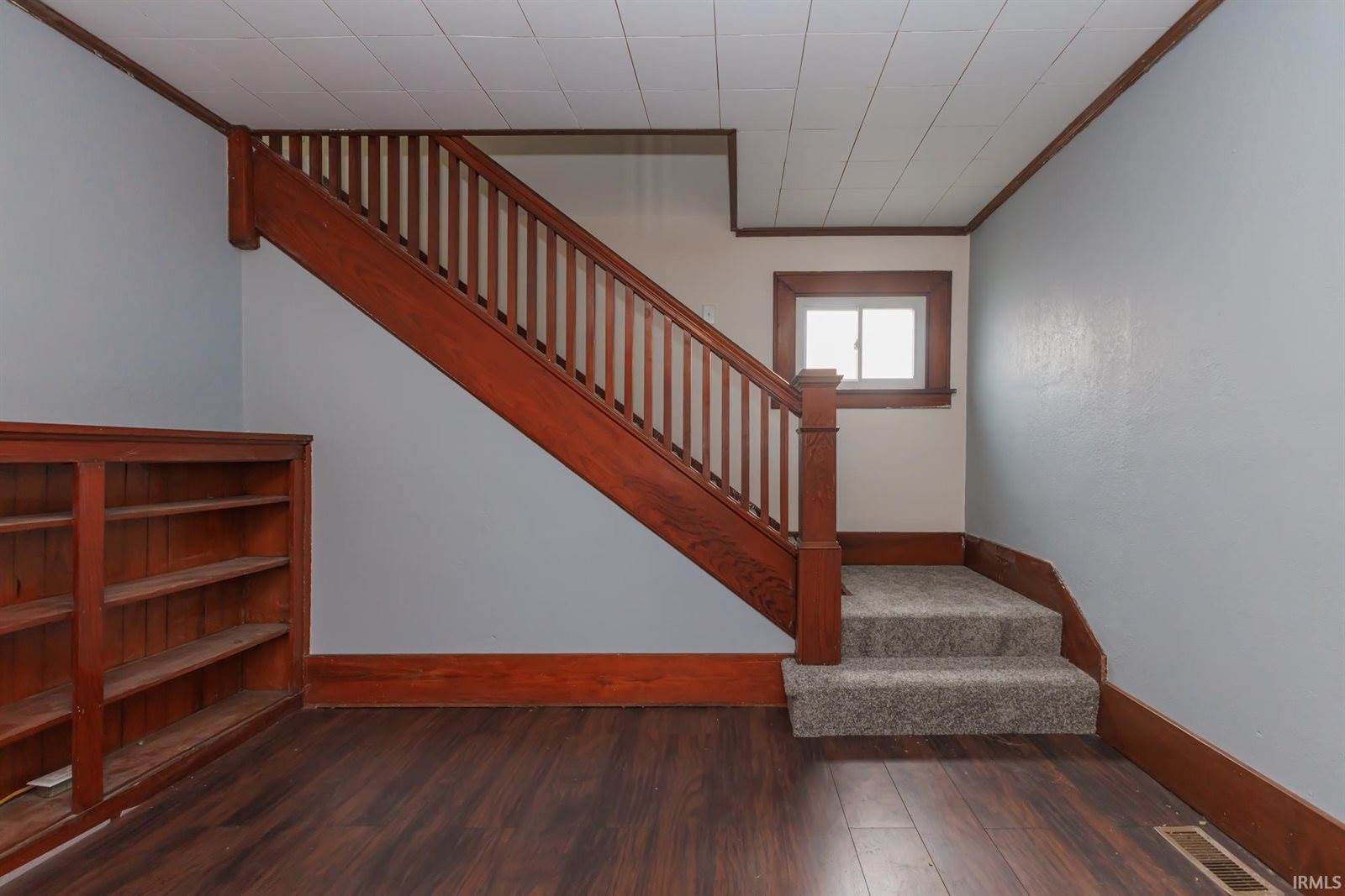 120 N Center Street, Eaton, IN 47338