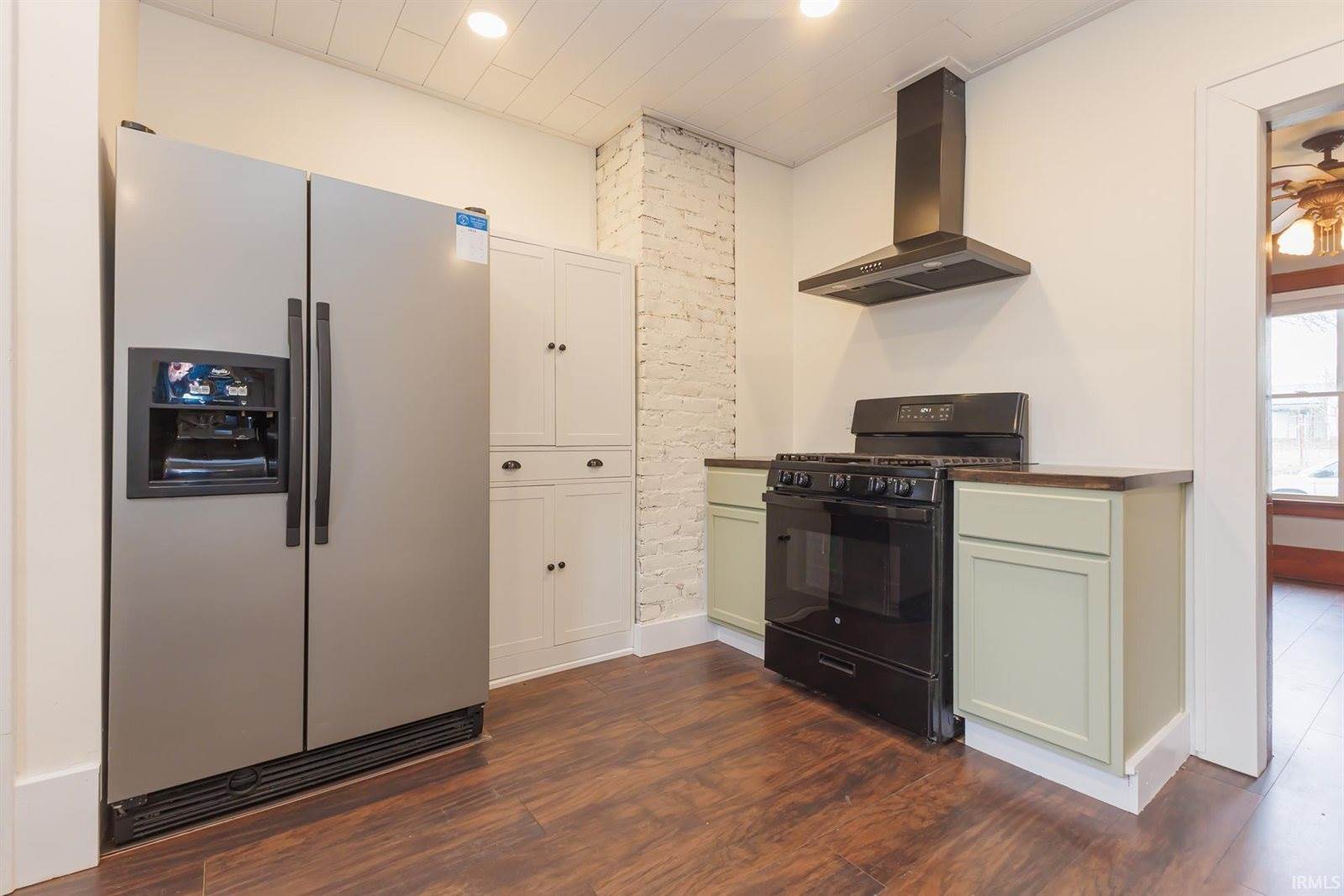 120 N Center Street, Eaton, IN 47338