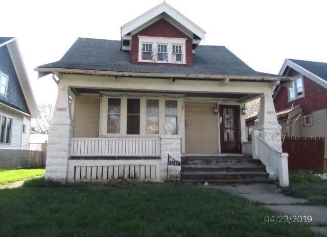 3015 N 36th St, Milwaukee, WI 53210