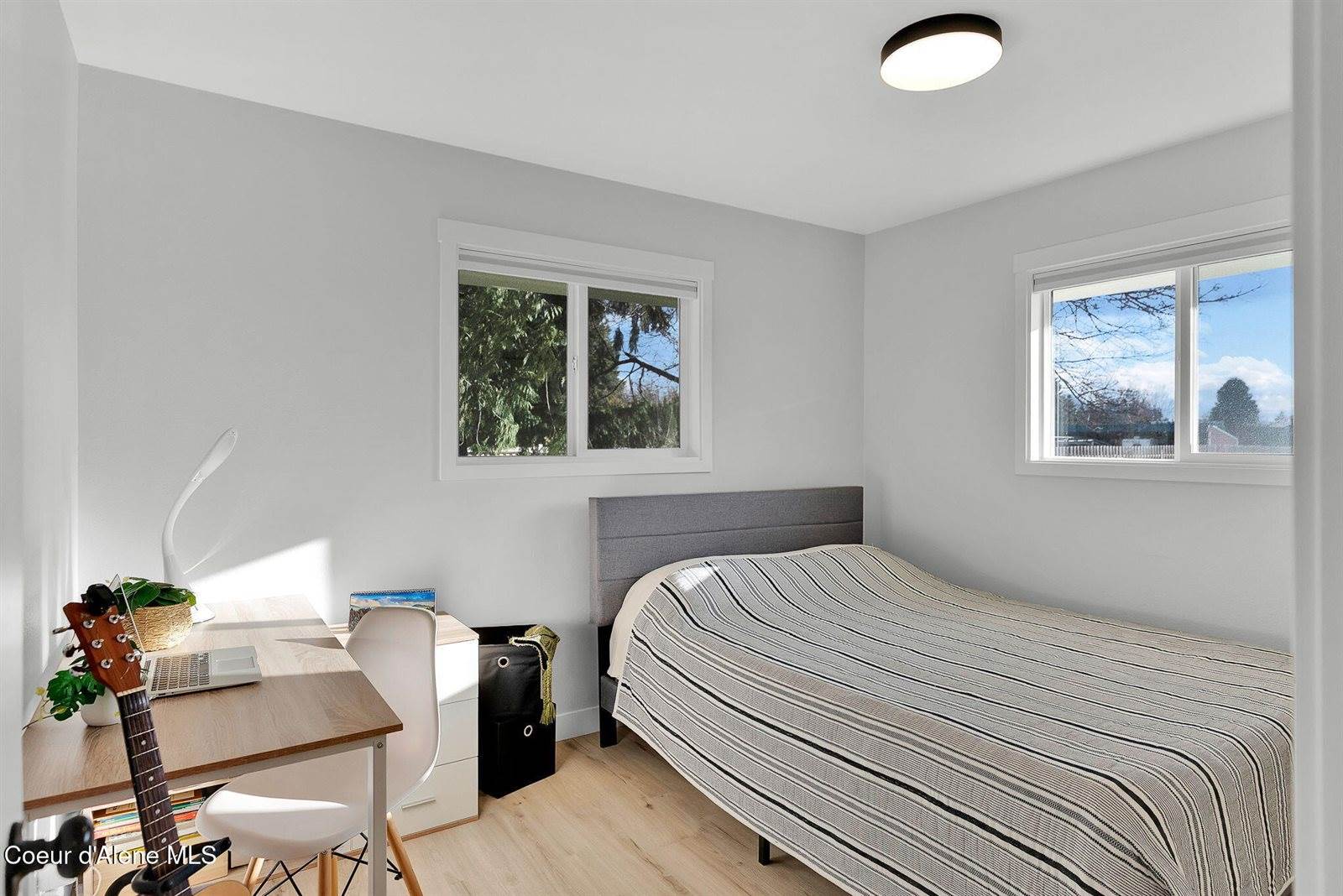 1810 West Honeysuckle Ave, Hayden, ID 83835