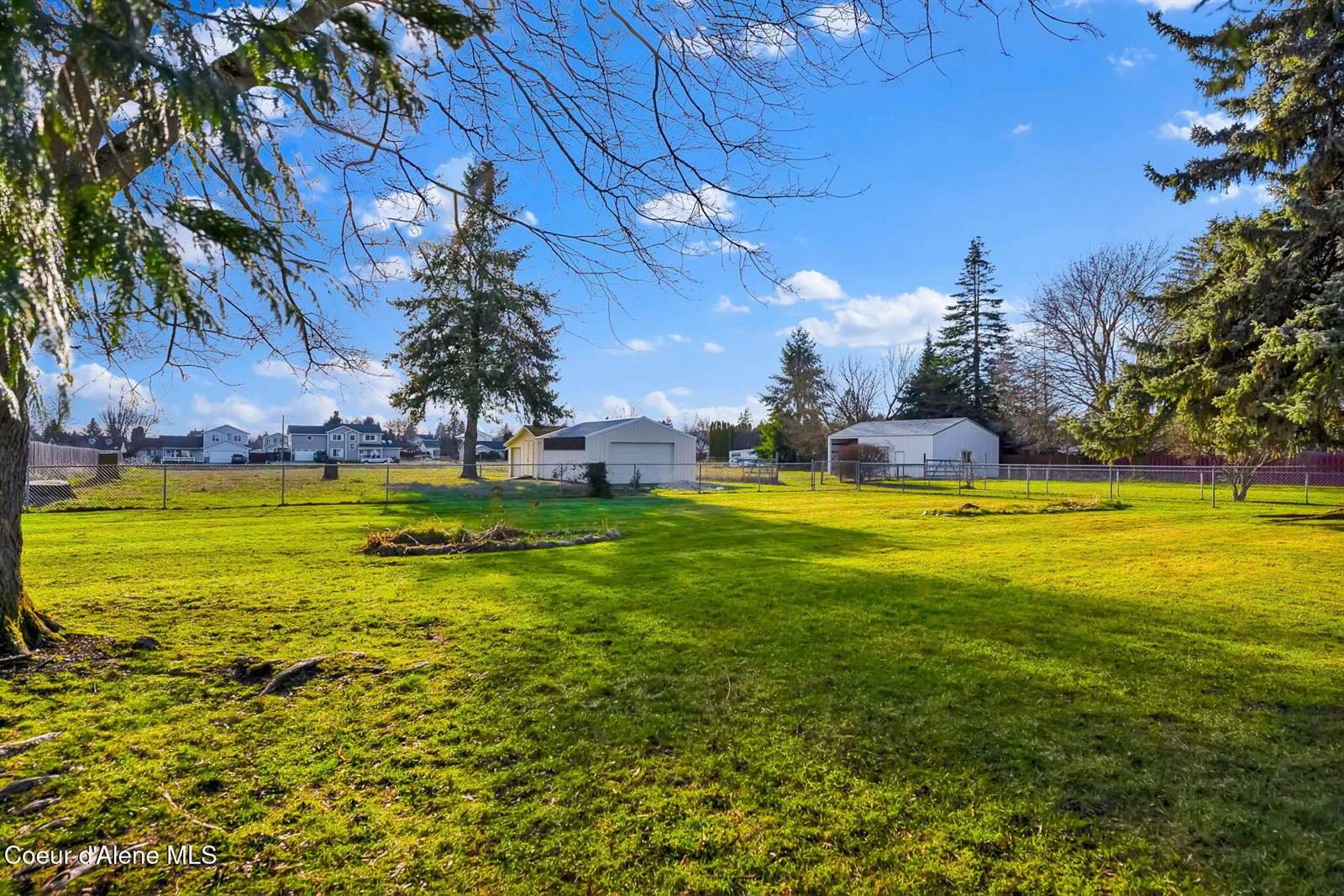 1810 West Honeysuckle Ave, Hayden, ID 83835