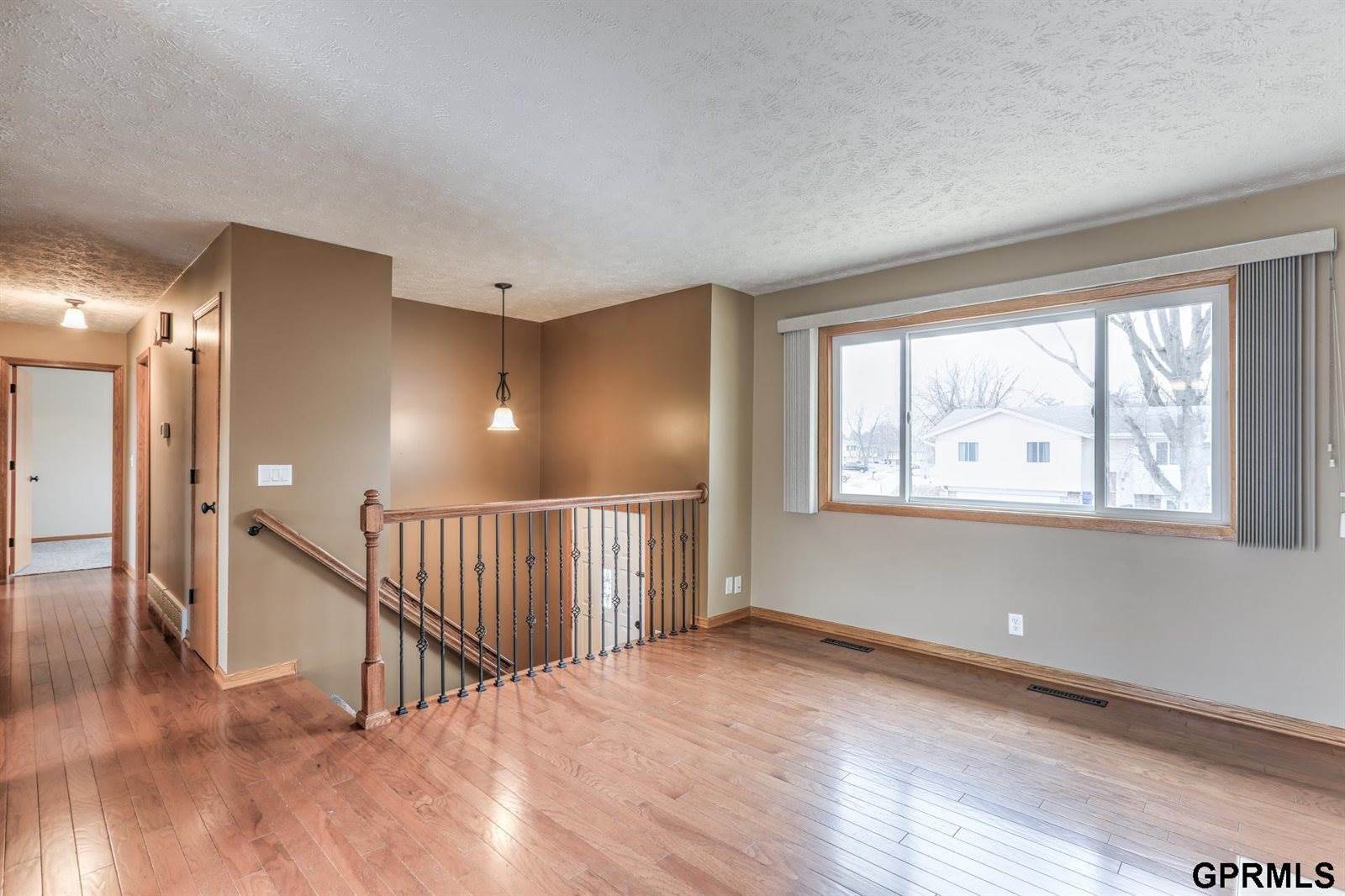 14604 Emiline Street, Omaha, NE 68138