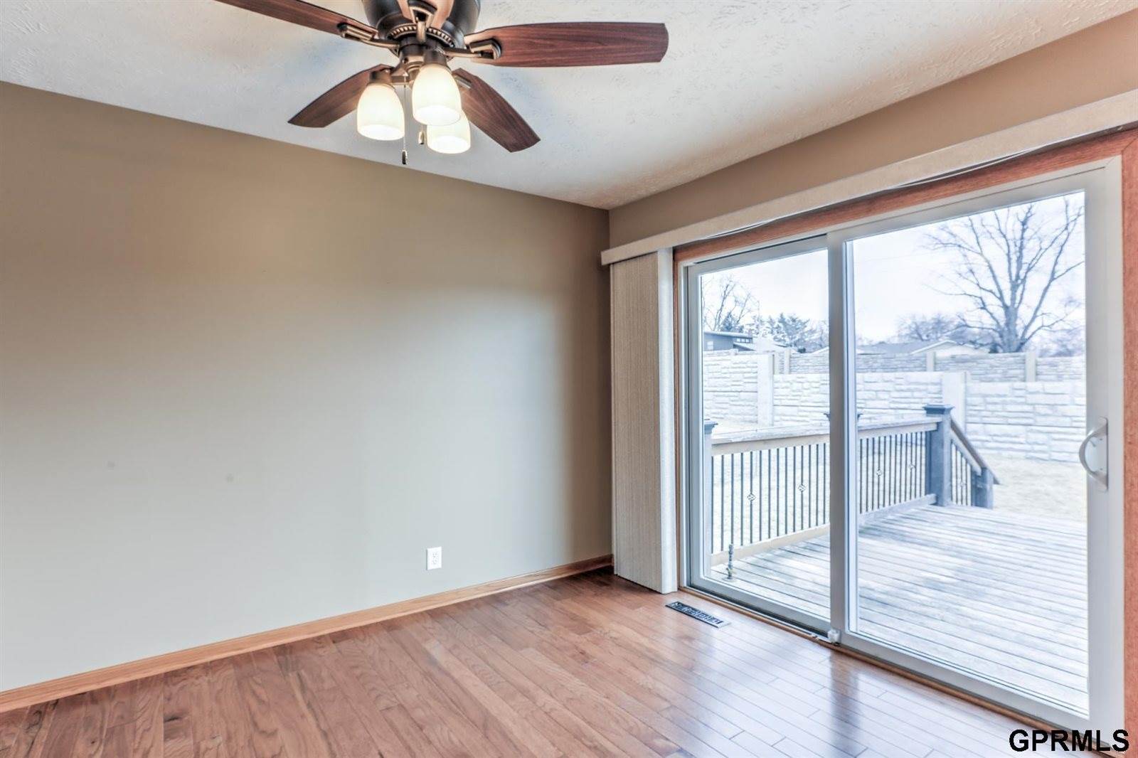 14604 Emiline Street, Omaha, NE 68138