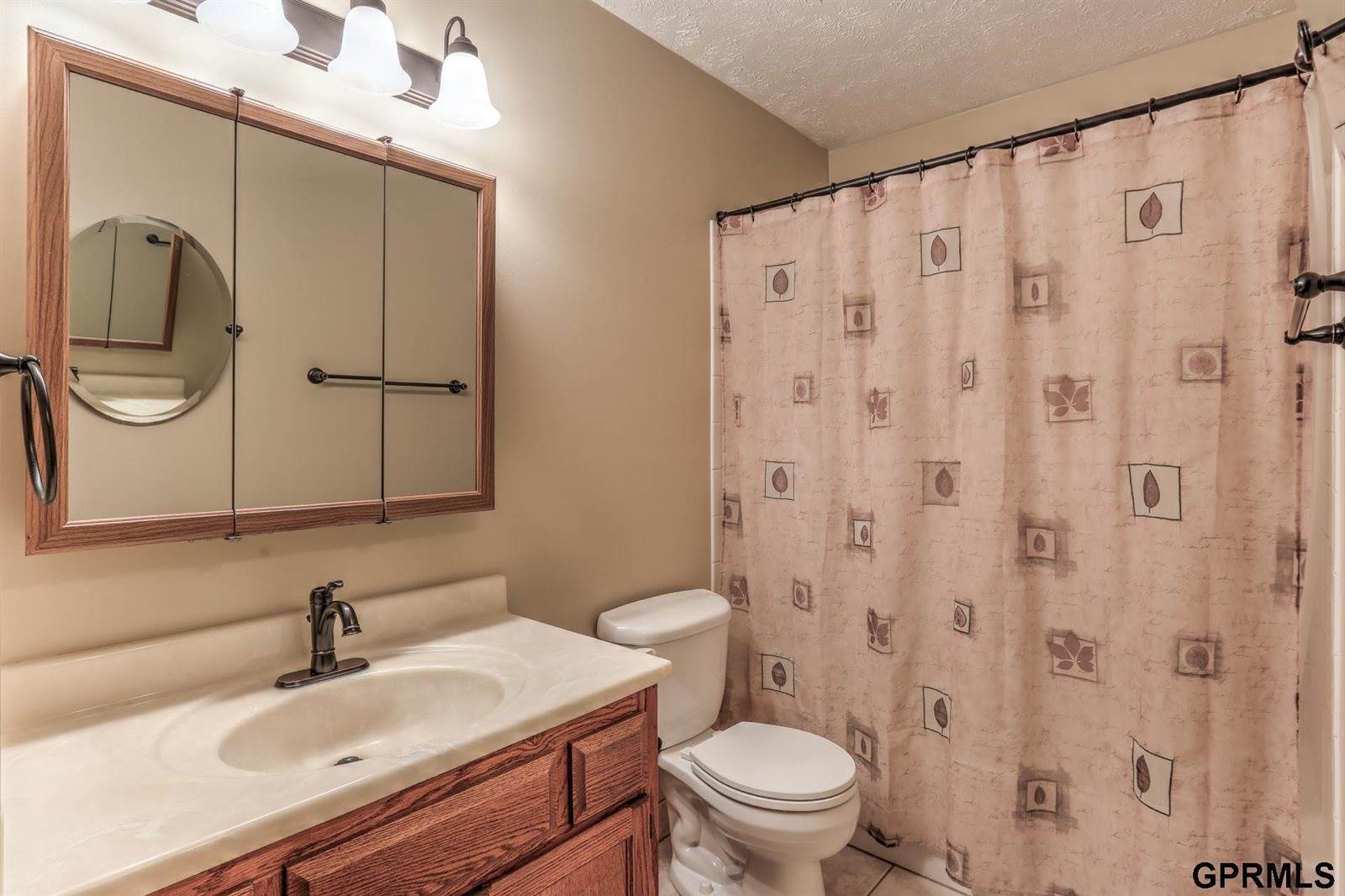 14604 Emiline Street, Omaha, NE 68138