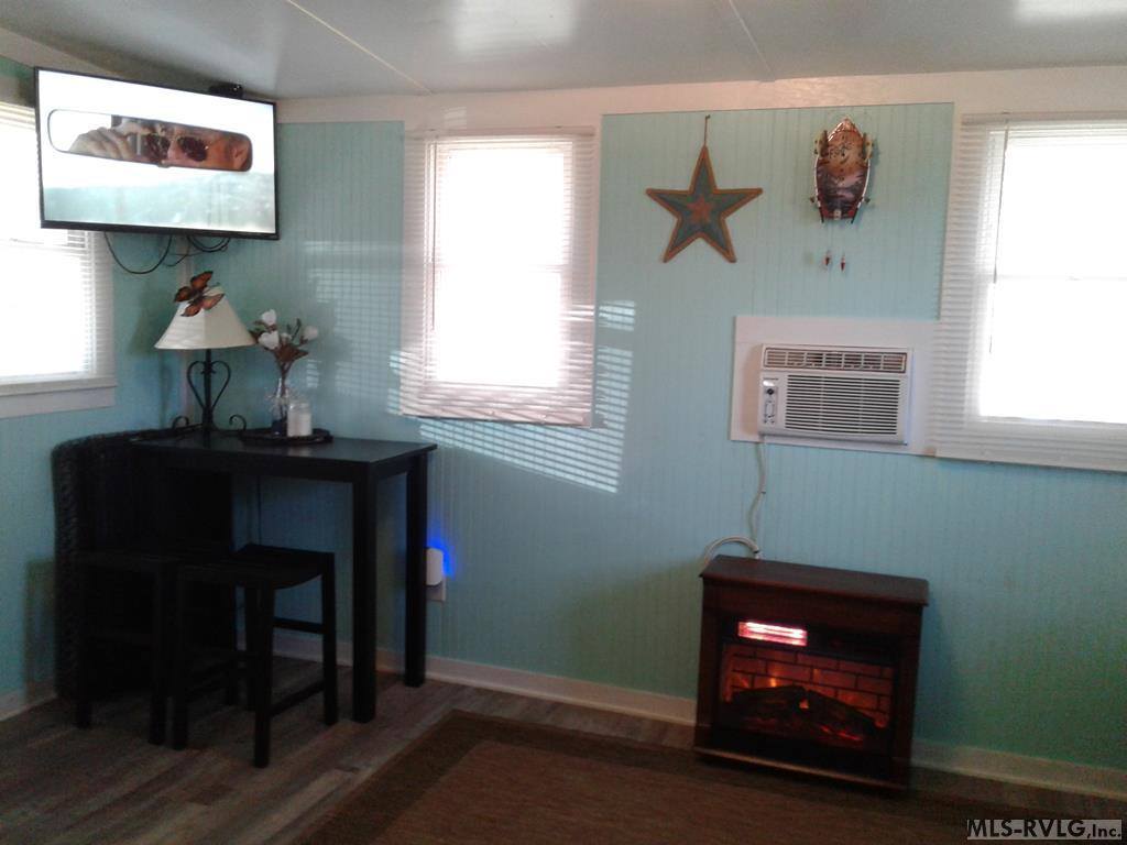 302 Bighorn Trail, Bracey, VA 23919