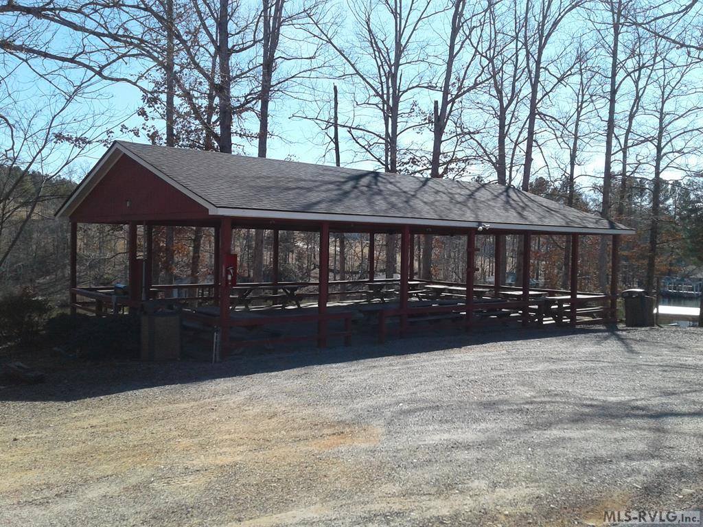 302 Bighorn Trail, Bracey, VA 23919