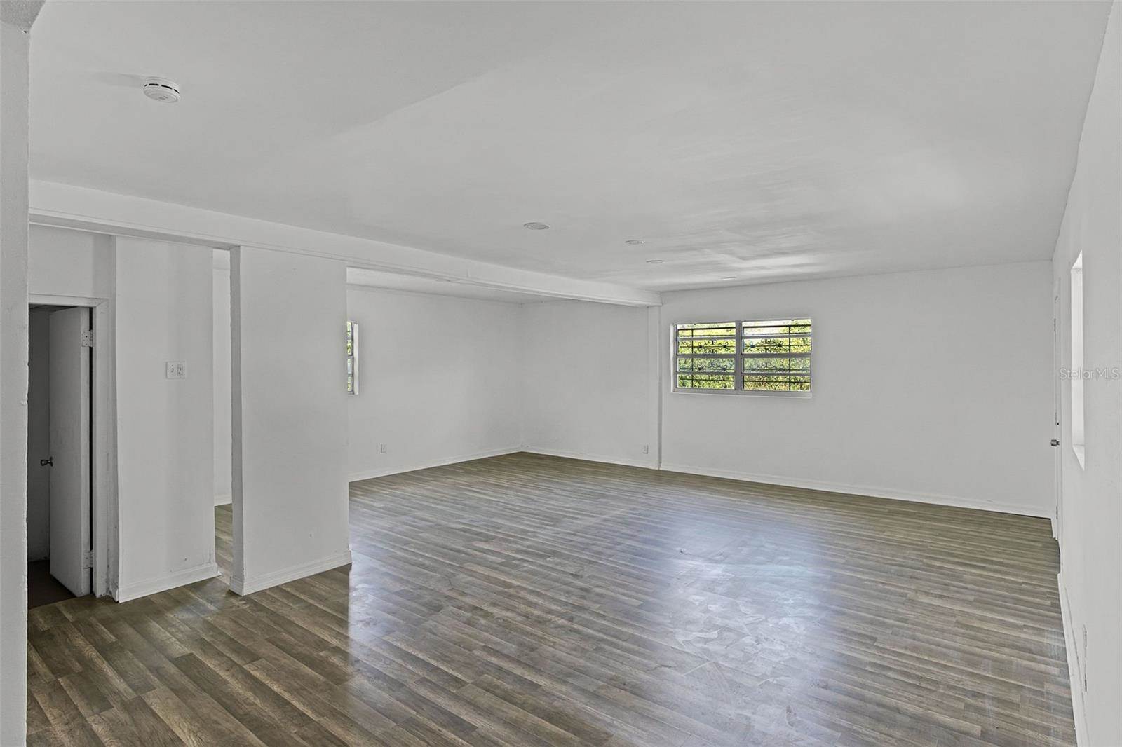 815 Papaya Drive, Tampa, FL 33619