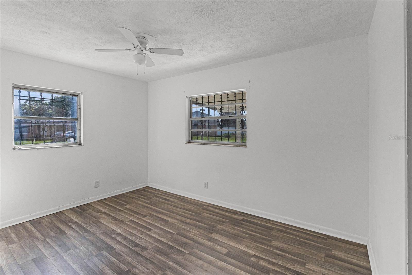 815 Papaya Drive, Tampa, FL 33619